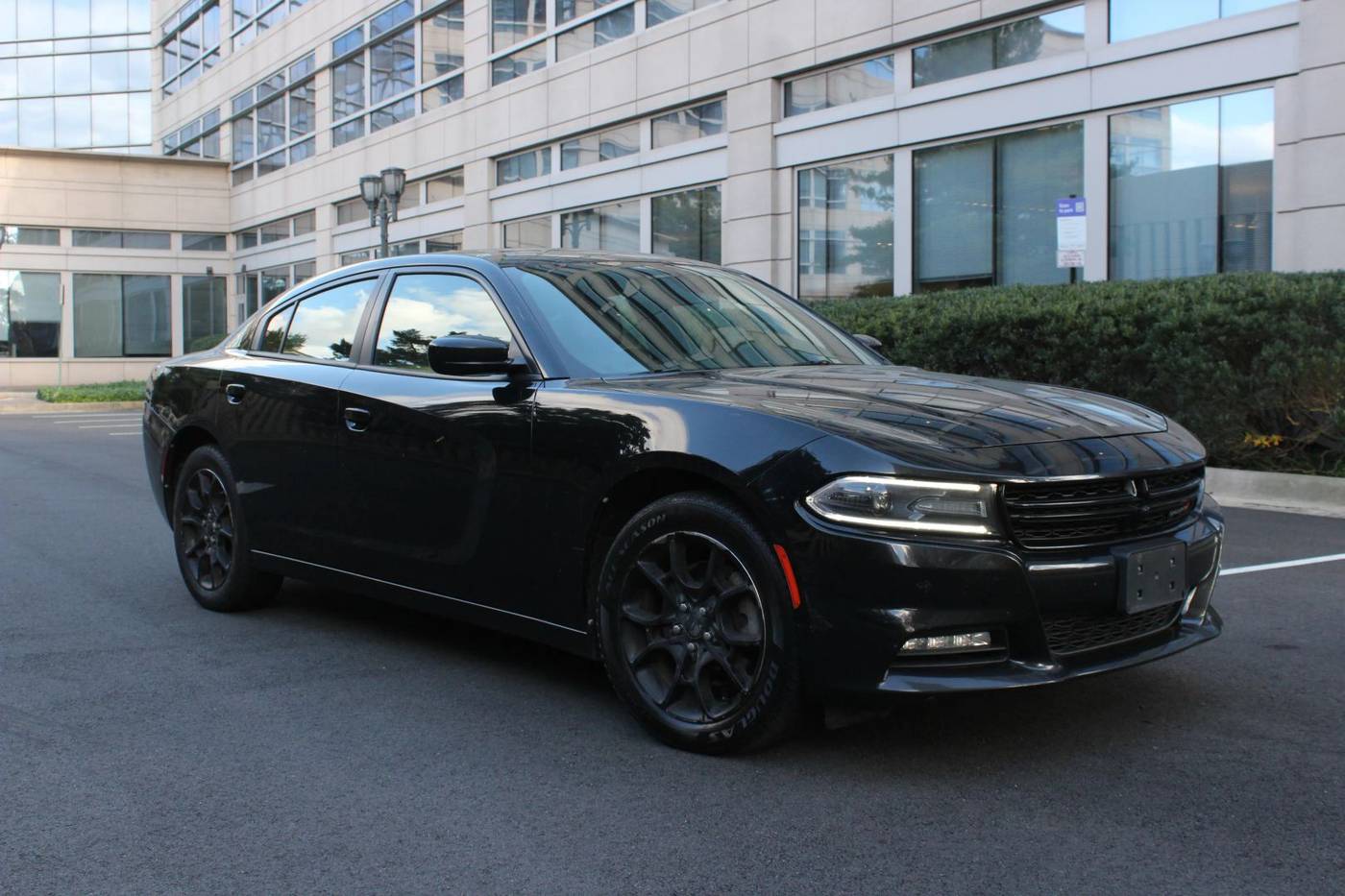 2016 Dodge Charger SXT — Sedan — 153,477 mi — Arlington, VA