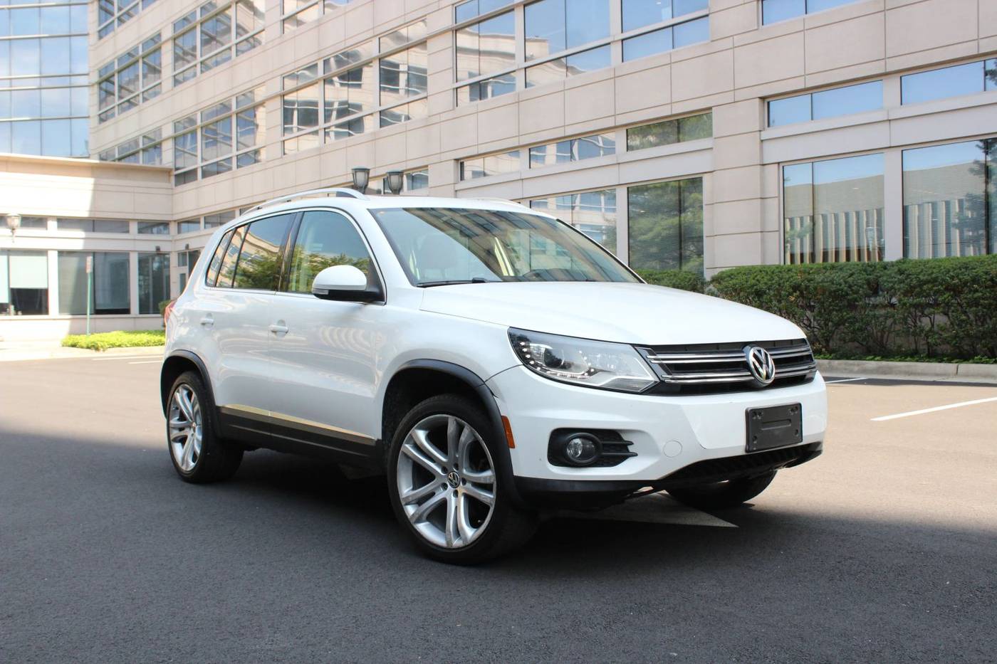 2013 Volkswagen Tiguan SEL — SUV — 88,578 mi — Arlington, VA