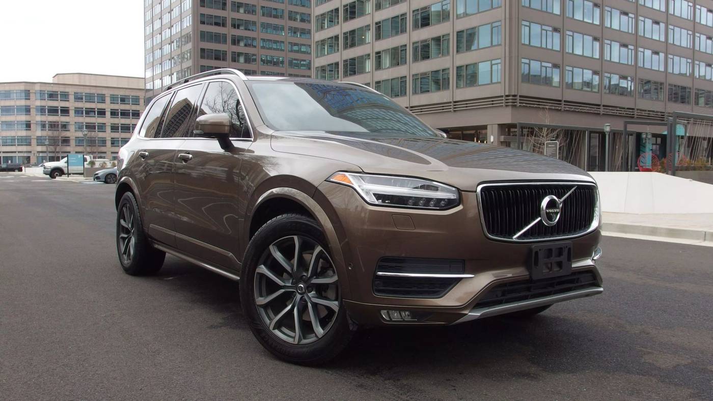 2016 Volvo XC90 T6 Momentum — SUV — 92,914 mi — Arlington, VA