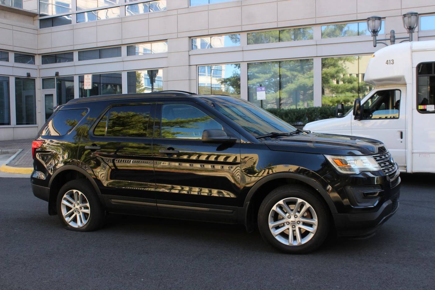 2016 Ford Explorer Base — SUV — 112,439 mi — Arlington, VA