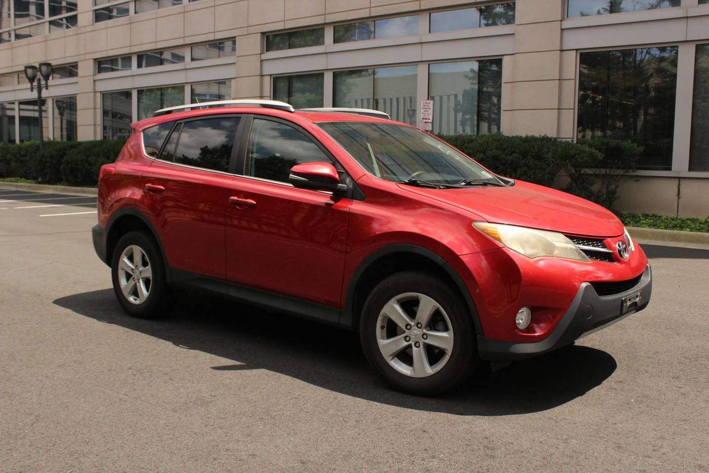 2014 Toyota RAV4 XLE — SUV — 127,507 mi — Arlington, VA