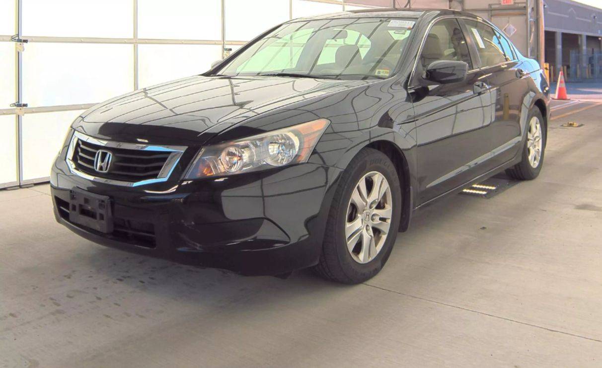 2010 Honda Accord LX-P — Sedan — 113,154 mi — Arlington, VA