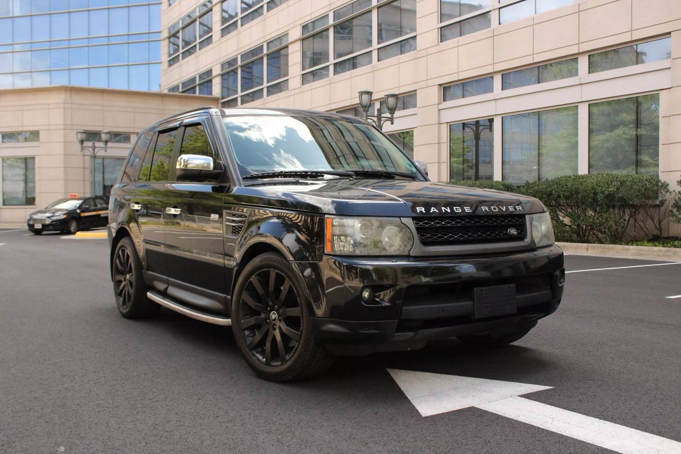2011 Land Rover Range Rover Sport HSE LUX — SUV — 144,662 mi — Arlington, VA