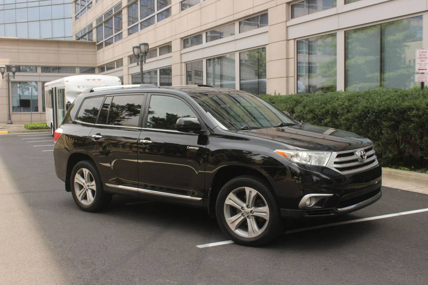 2013 Toyota Highlander Limited — SUV — 124,594 mi — Arlington, VA