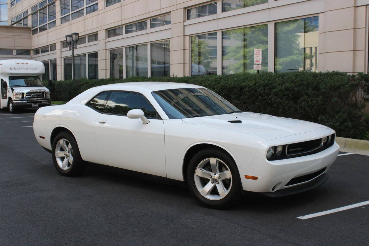 2011 Dodge Challenger Base — Coupe — 139,109 mi — Arlington, VA