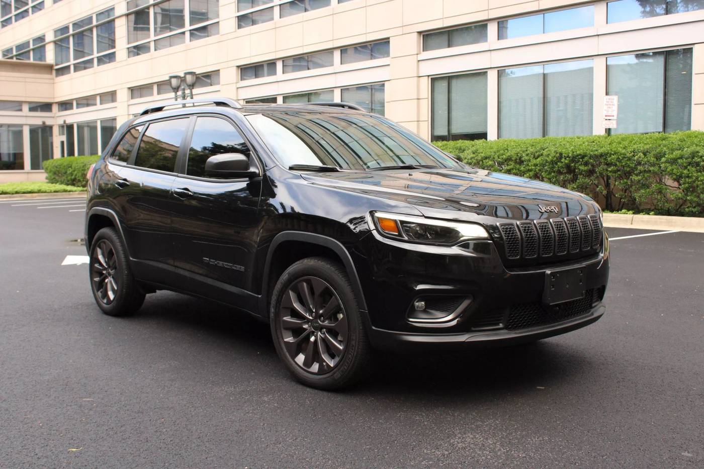 2021 Jeep Cherokee 80th Anniversary — SUV — 46,729 mi — Arlington, VA