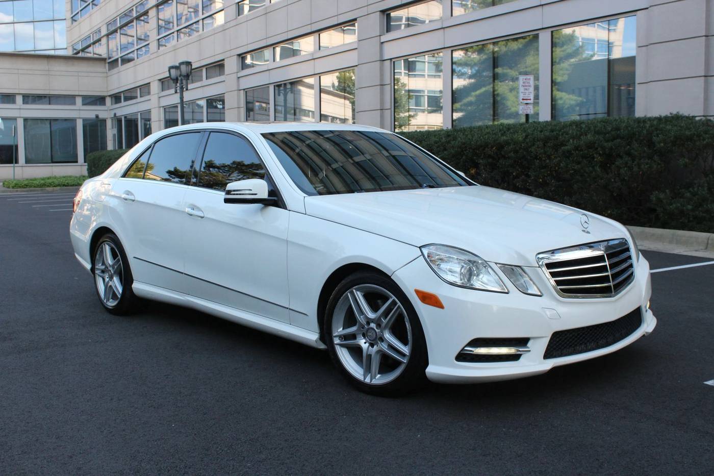 2013 Mercedes-Benz E-Class E 350 — Sedan — 126,121 mi — Arlington, VA