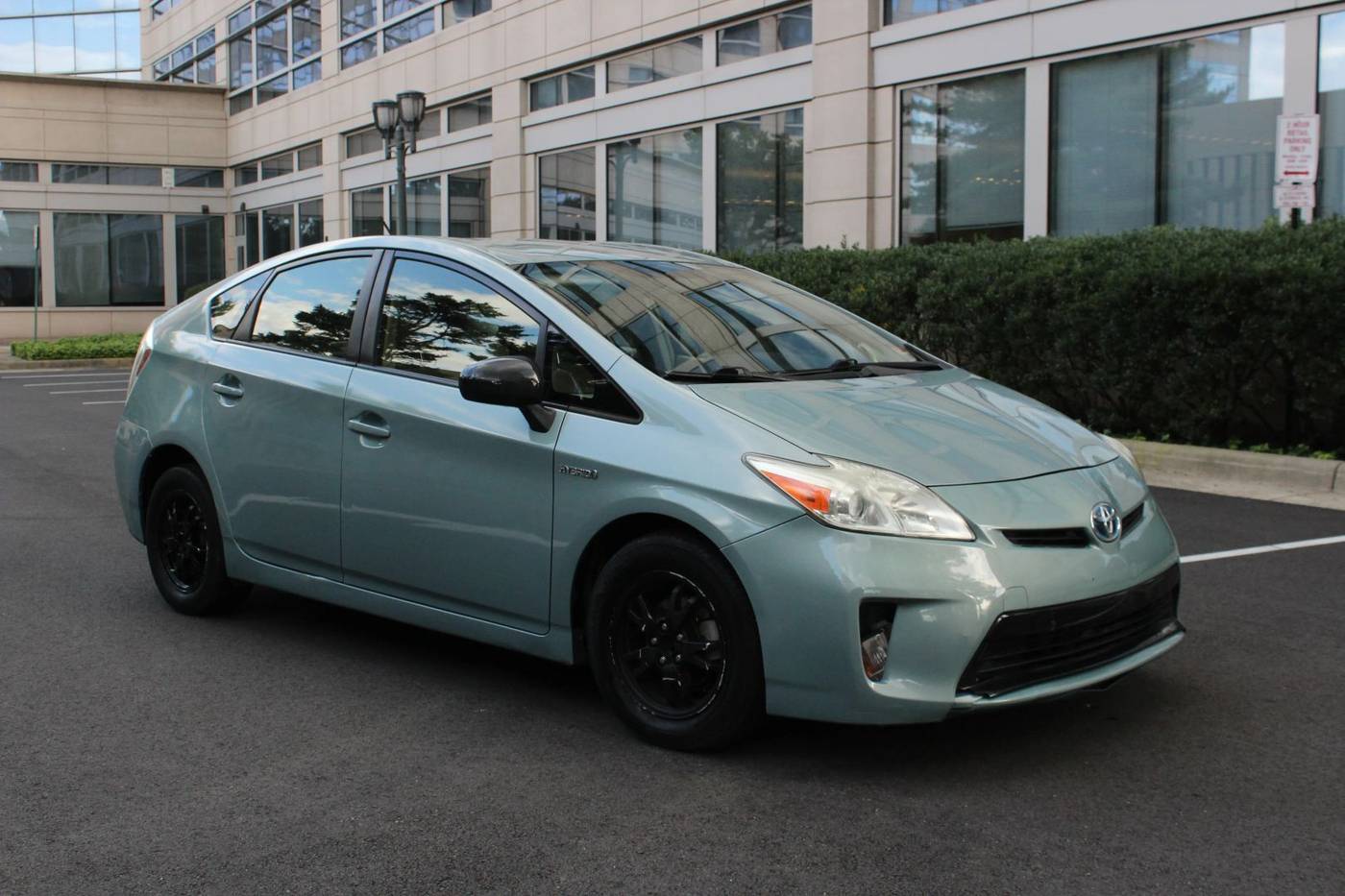 2013 Toyota Prius Two — Sedan — 121,000 mi — Arlington, VA