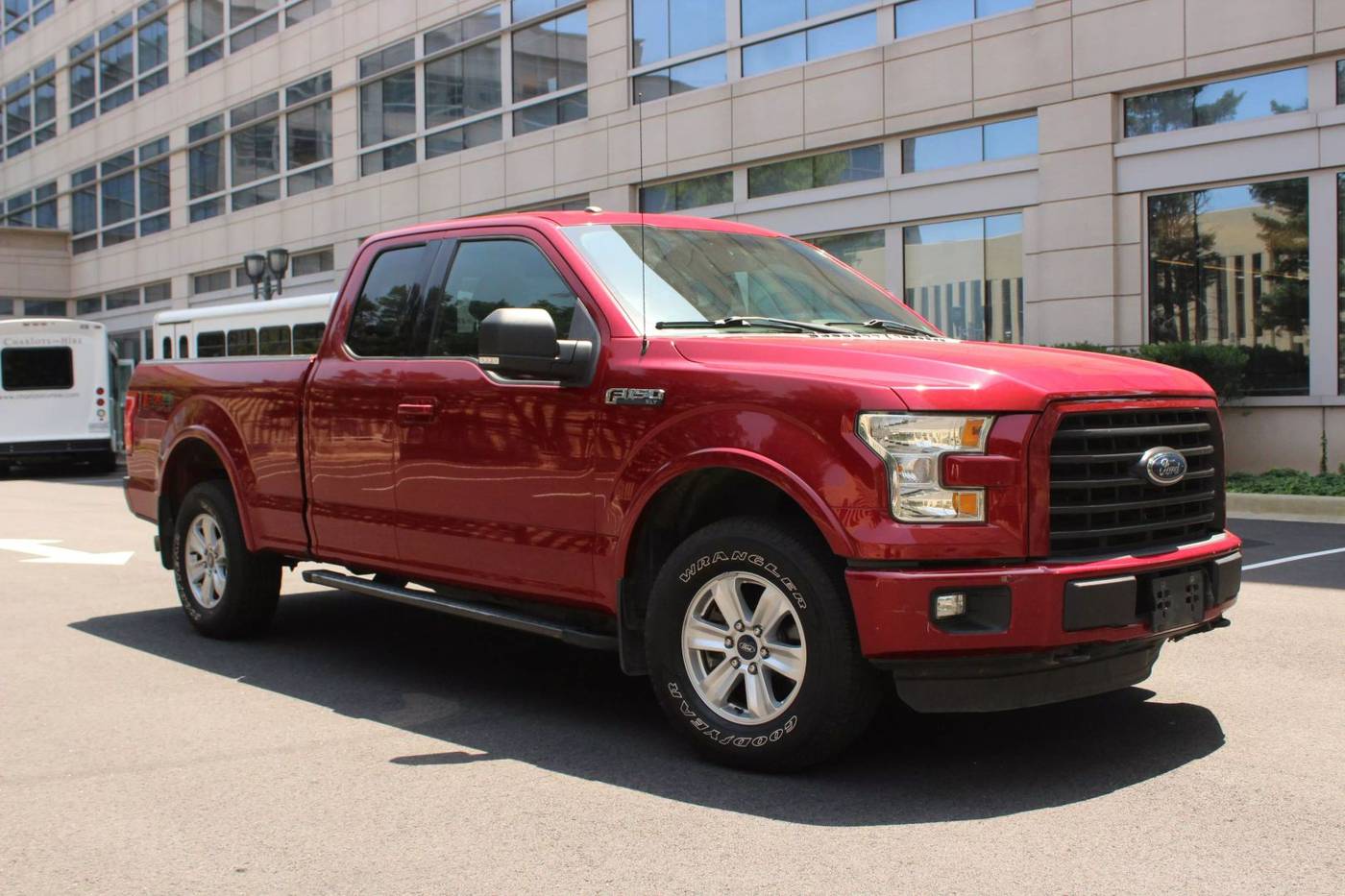 2016 Ford F-150 XLT — Pickup Truck — 166,605 mi — Arlington, VA