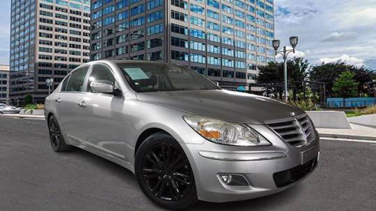2011 Hyundai Genesis 4.6 — Sedan — 136,247 mi — Arlington, VA