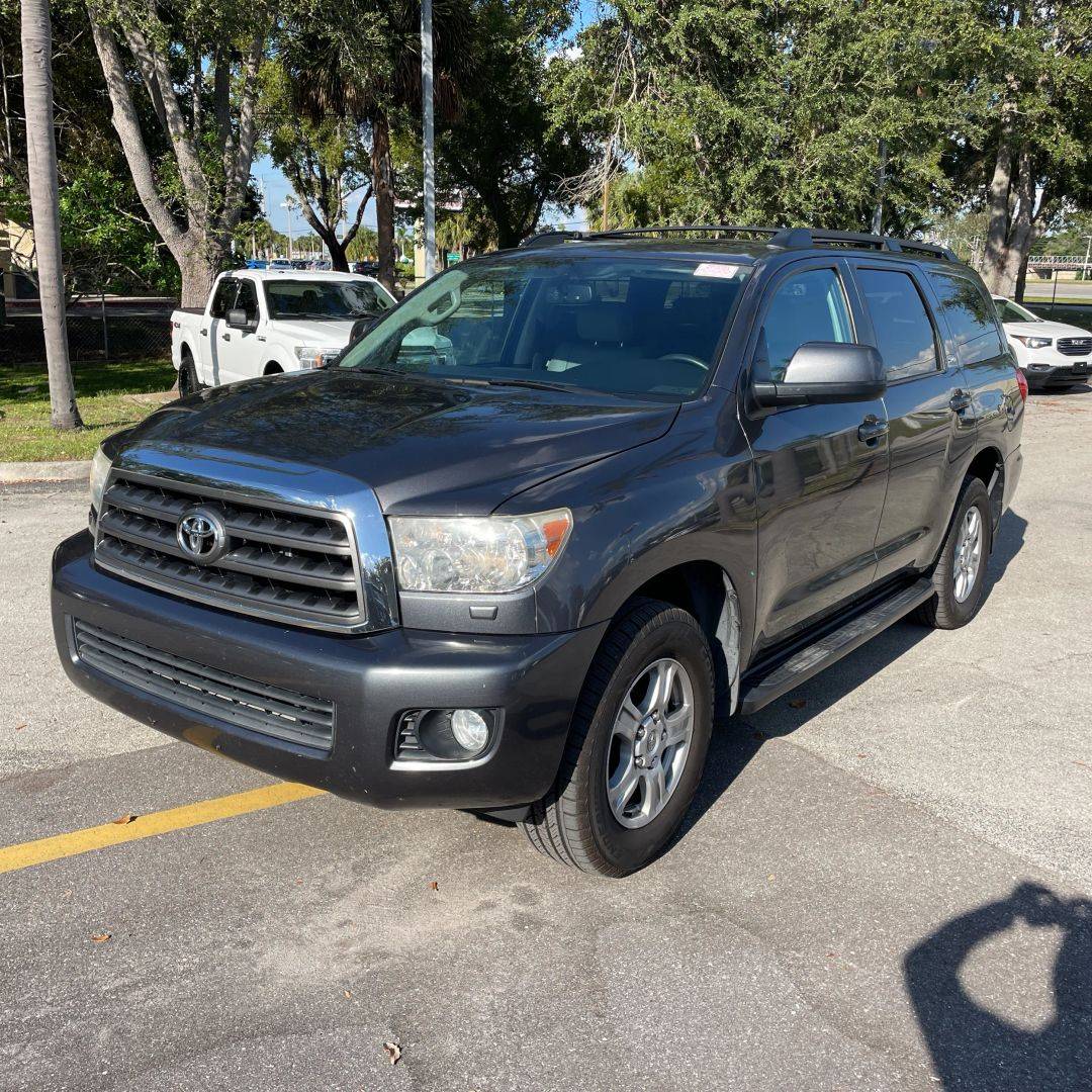 2015 Toyota Sequoia SR5 — SUV — 154,931 mi — Arlington, VA