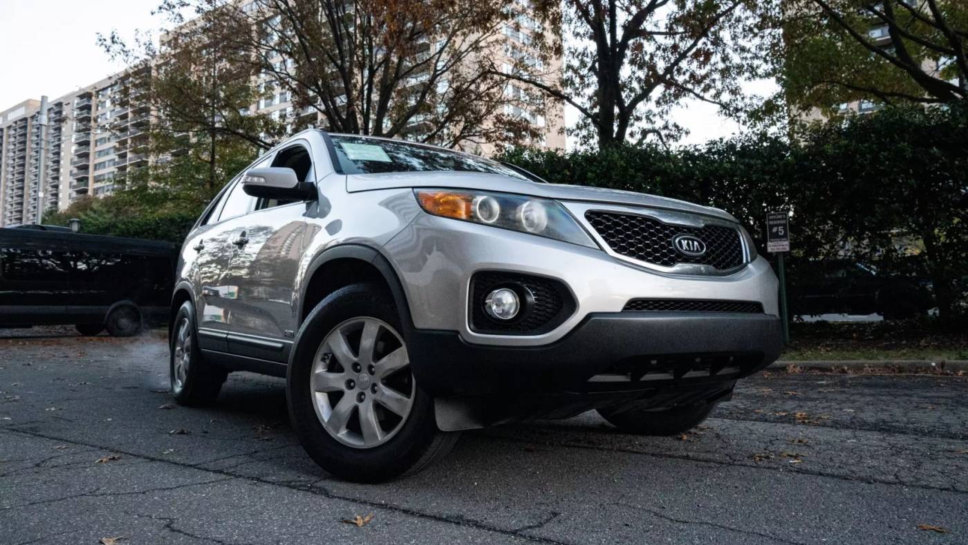 2013 Kia Sorento LX — SUV — 129,603 mi — Arlington, VA