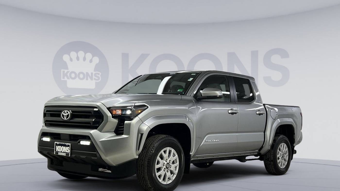2024 Toyota Tacoma SR5 — Pickup Truck — 586 mi — Arlington, VA