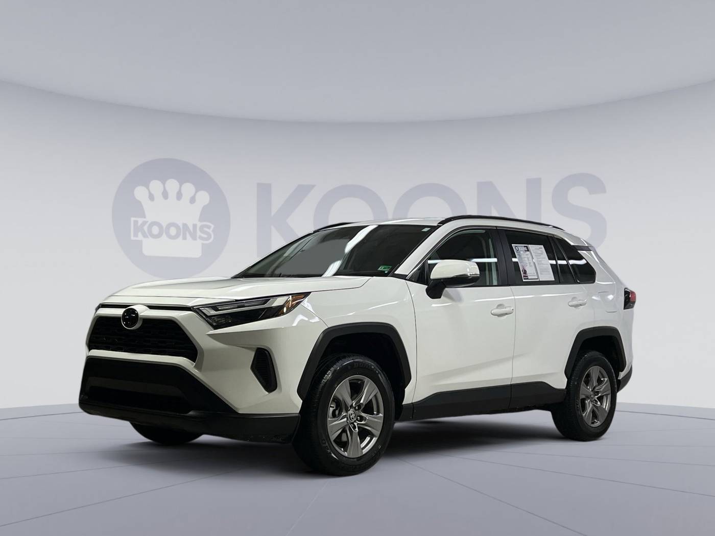 2024 Toyota RAV4 XLE — SUV — 35,250 mi — Arlington, VA