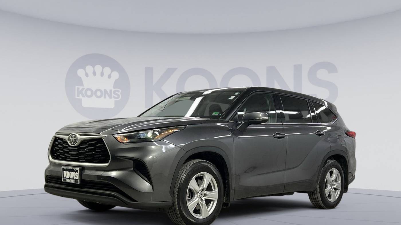 2022 Toyota Highlander L — SUV — 33,996 mi — Arlington, VA