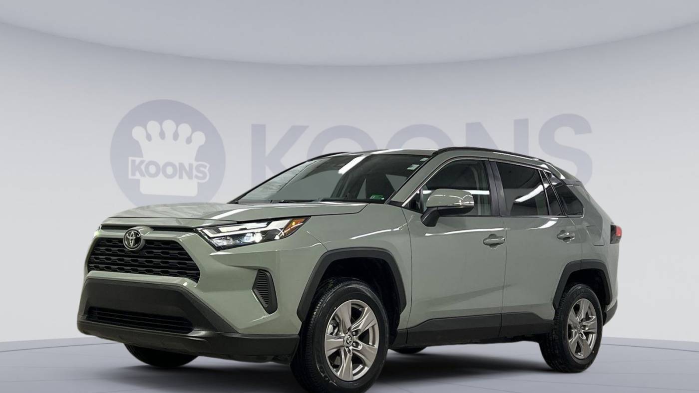 2022 Toyota RAV4 XLE — SUV — 53,010 mi — Arlington, VA