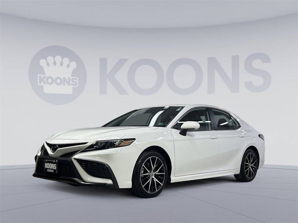 2022 Toyota Camry SE — Sedan — 53,975 mi — Arlington, VA