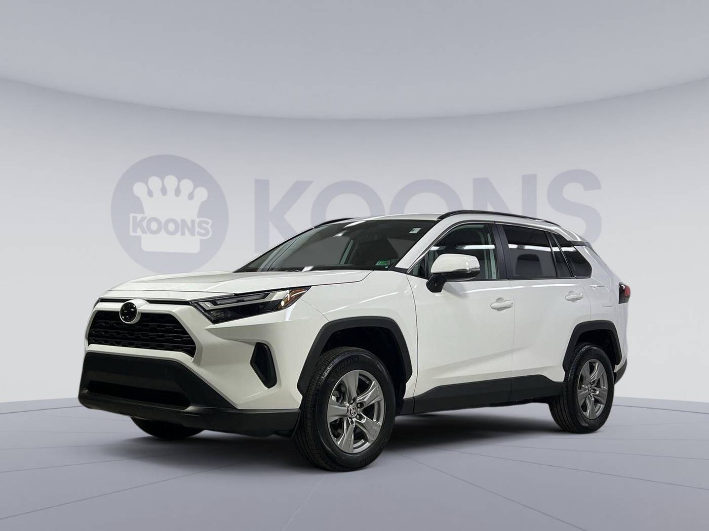 2024 Toyota RAV4 XLE — SUV — 24,744 mi — Arlington, VA