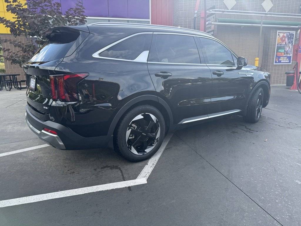2025 Kia Sorento Hybrid EX — SUV — 18,864 mi — Arlington, VA