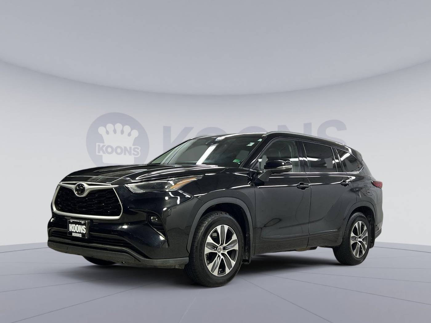 2022 Toyota Highlander XLE — SUV — 64,369 mi — Arlington, VA
