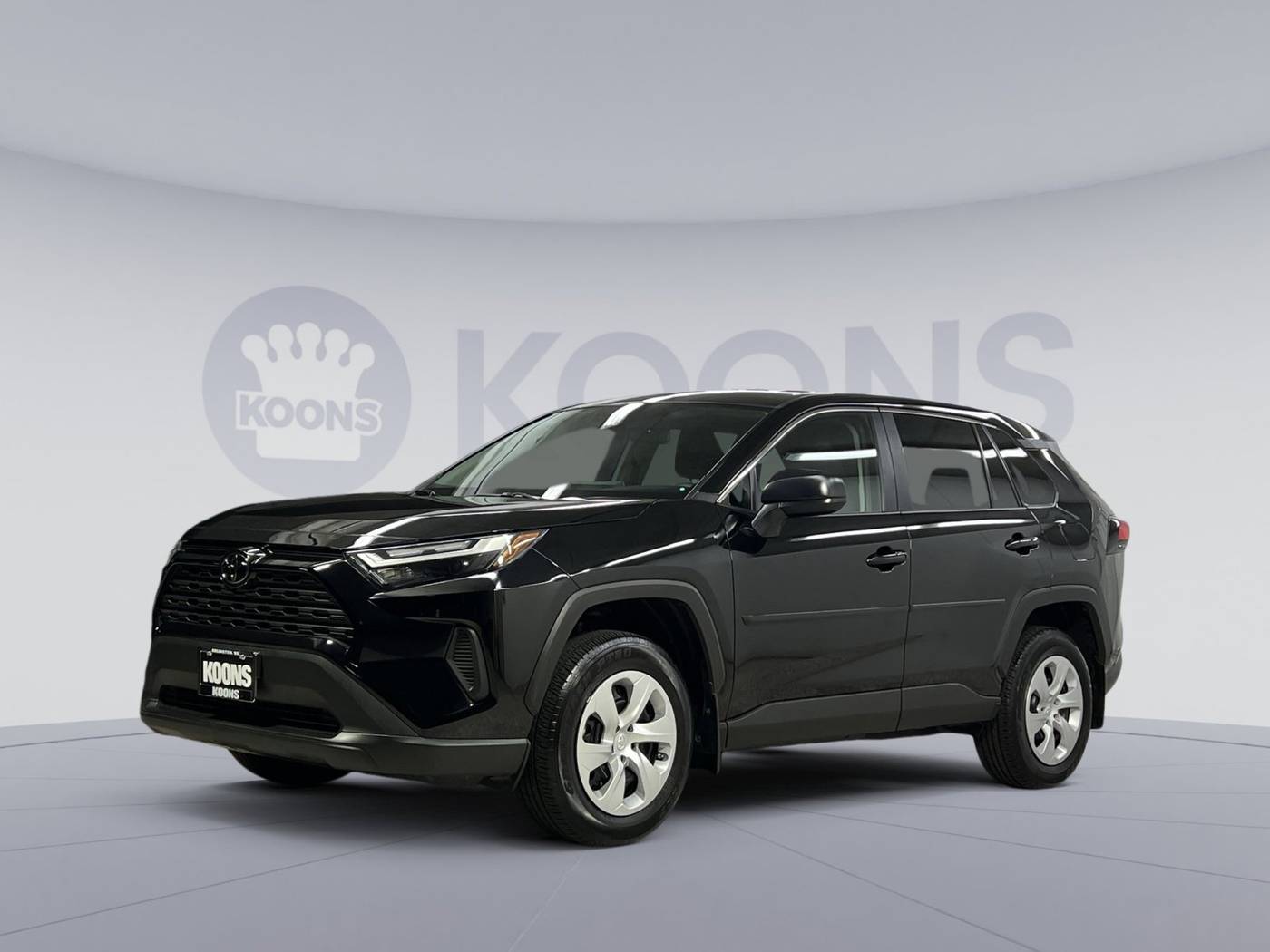 2024 Toyota RAV4 LE — SUV — 8,890 mi — Arlington, VA