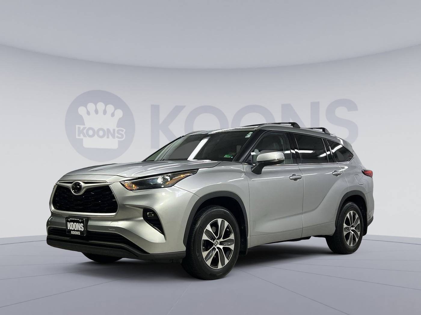 2022 Toyota Highlander XLE — SUV — 22,470 mi — Arlington, VA