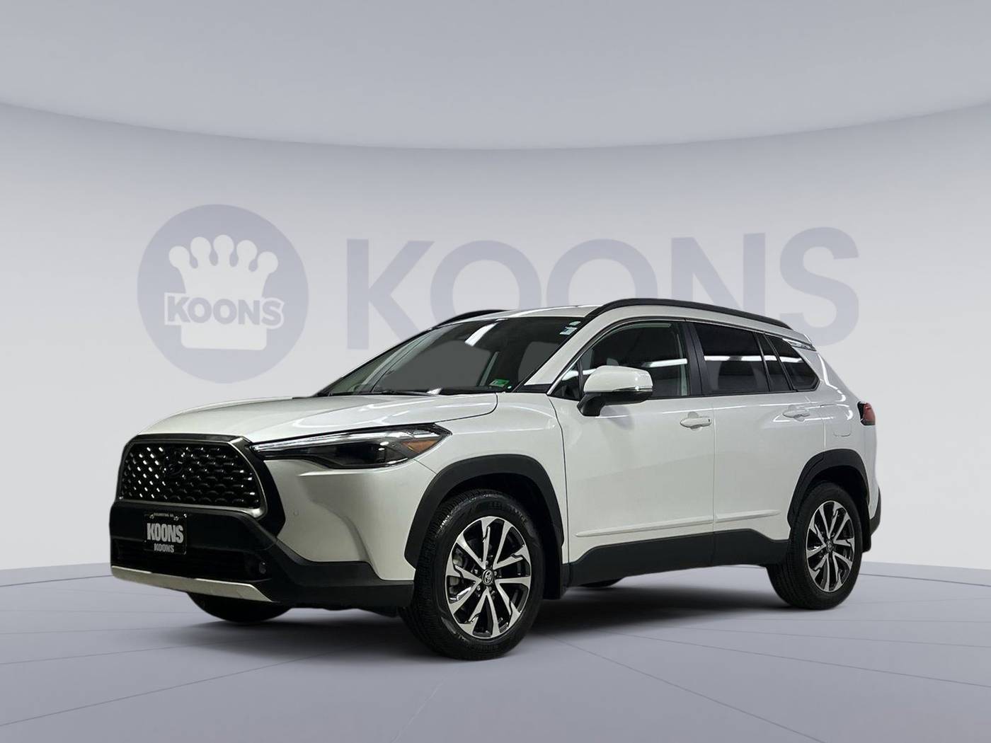 2024 Toyota Corolla Cross XLE — SUV — 10,676 mi — Arlington, VA