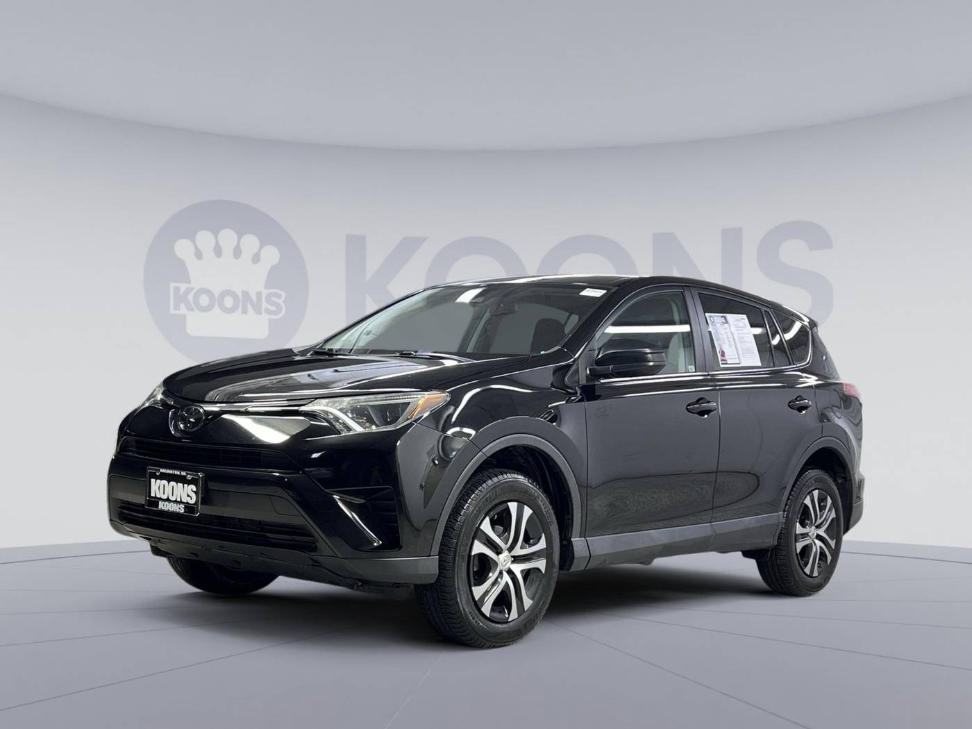 2018 Toyota RAV4 LE — SUV — 62,137 mi — Arlington, VA