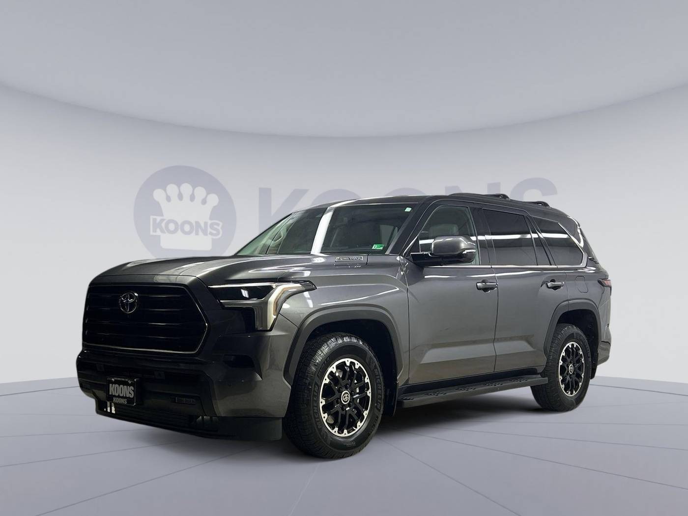 2023 Toyota Sequoia SR5 — SUV — 24,036 mi — Arlington, VA