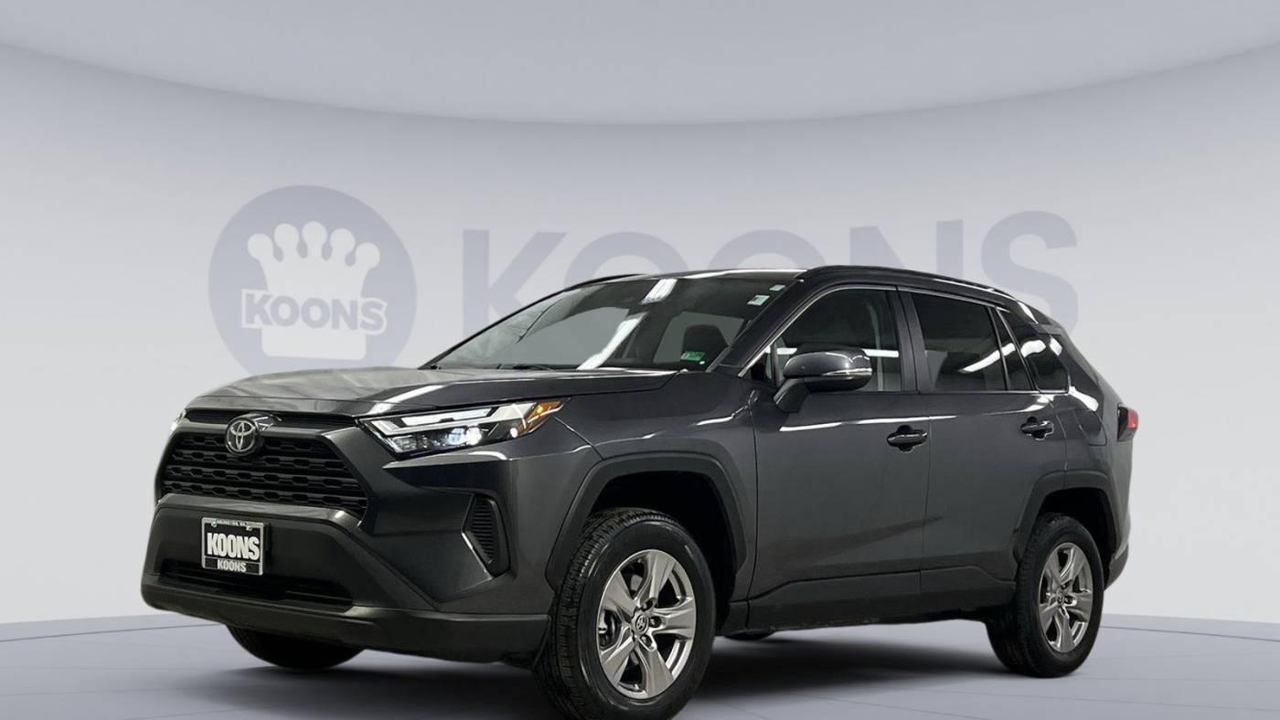 2023 Toyota RAV4 XLE — SUV — 45,809 mi — Arlington, VA