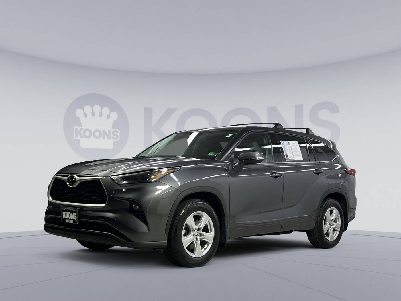 2022 Toyota Highlander LE — SUV — 20,619 mi — Arlington, VA