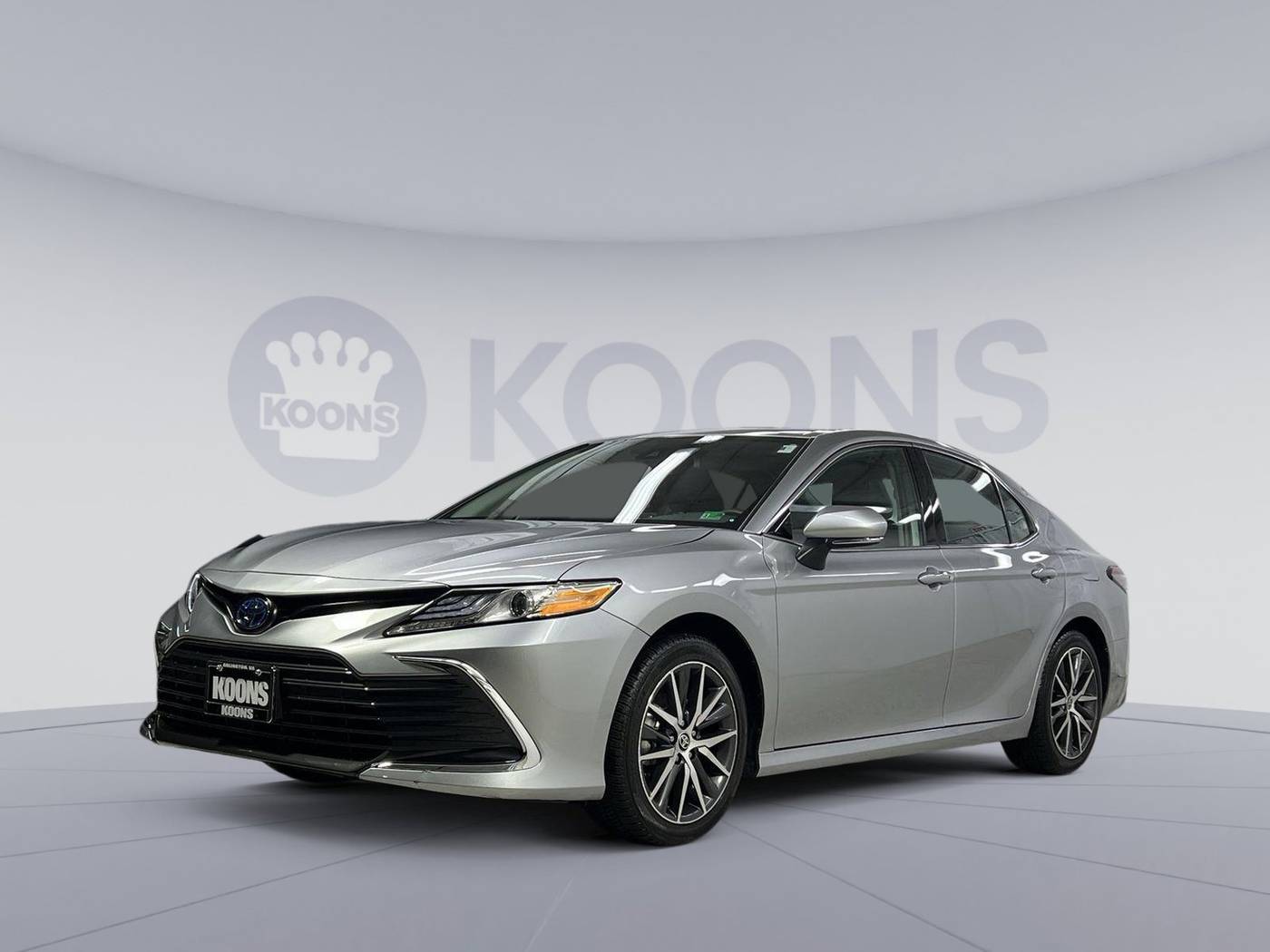 2024 Toyota Camry Hybrid XLE — Sedan — 4,595 mi — Arlington, VA