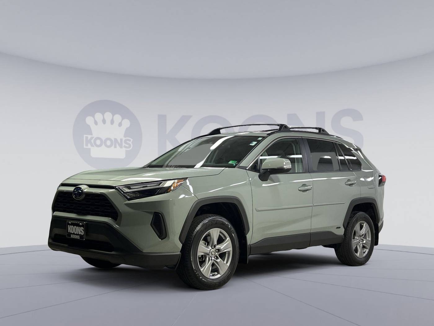 2023 Toyota RAV4 Hybrid XLE — SUV — 21,953 mi — Arlington, VA