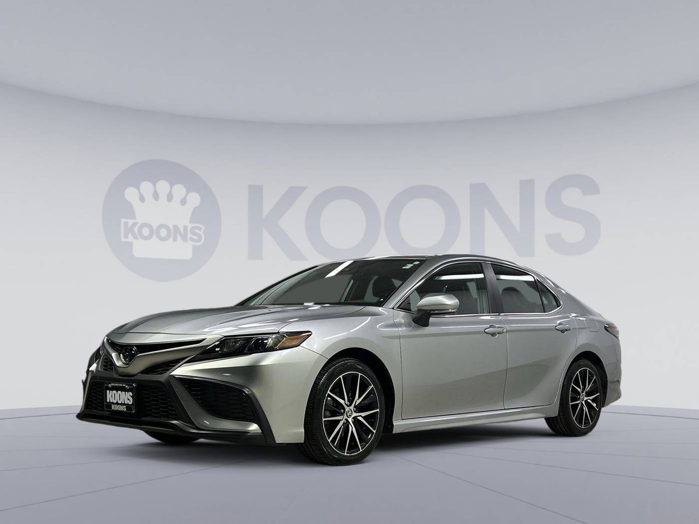 2022 Toyota Camry SE — Sedan — 57,811 mi — Arlington, VA