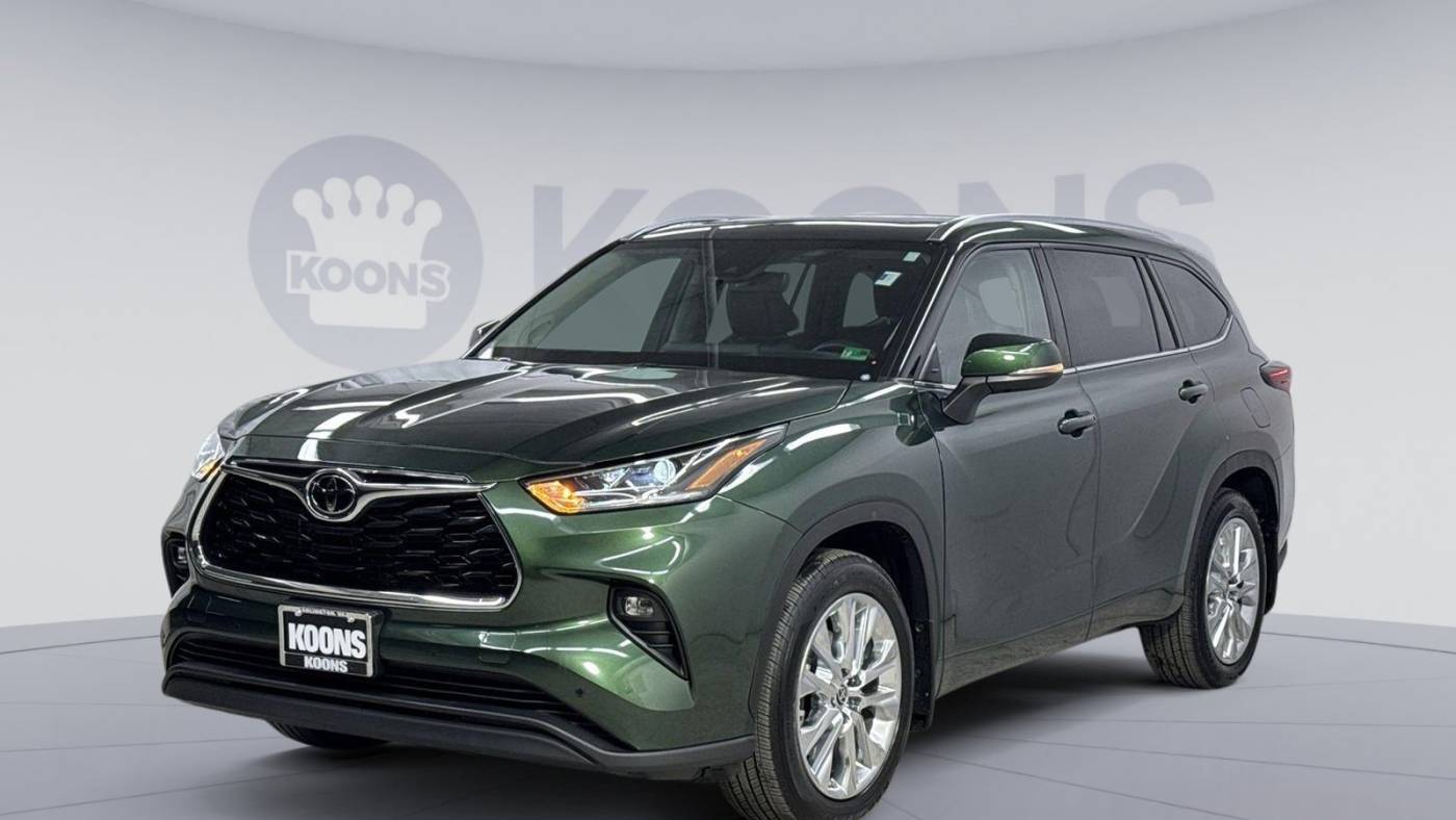 2024 Toyota Highlander Limited — SUV — 6,938 mi — Arlington, VA