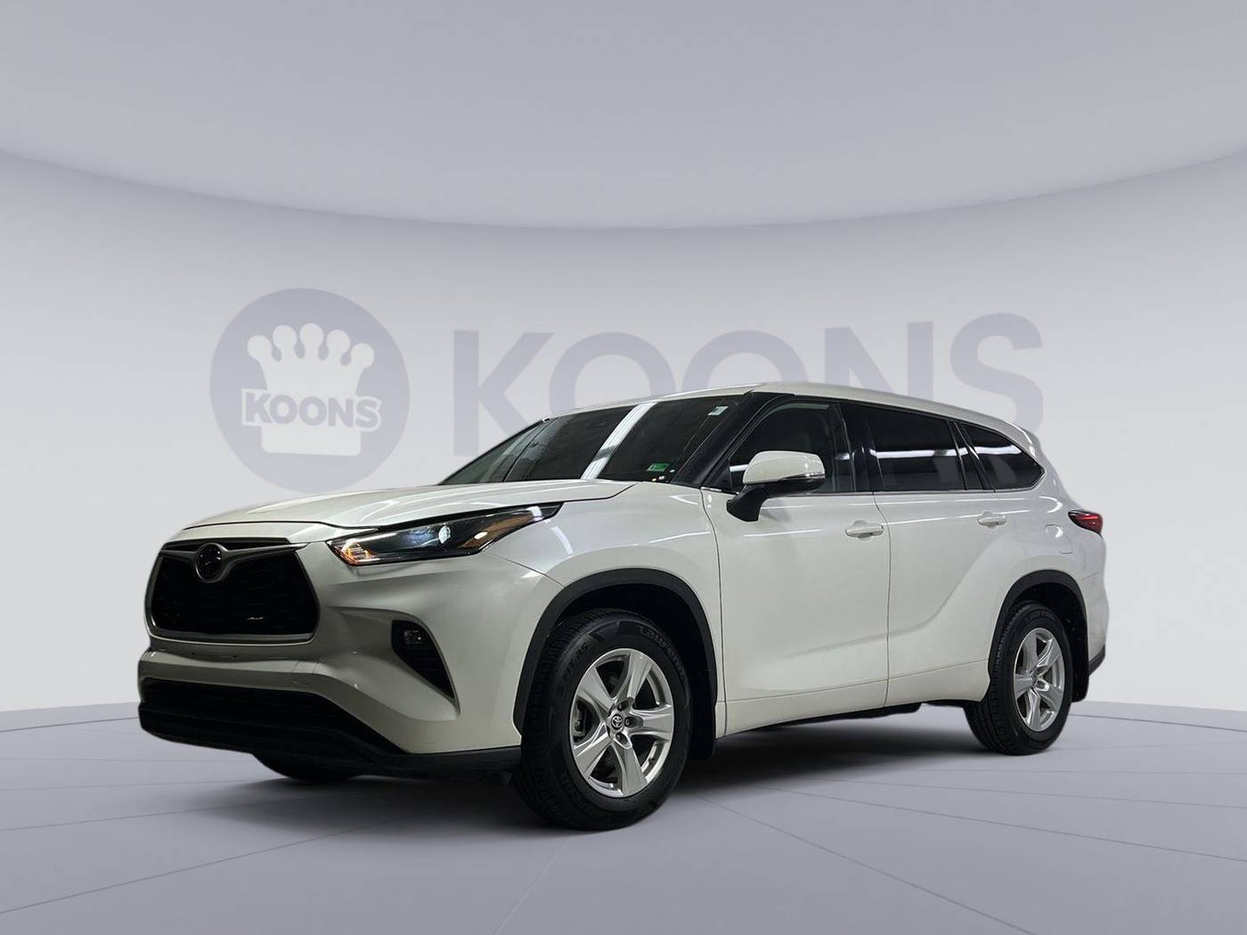 2021 Toyota Highlander LE — SUV — 39,077 mi — Arlington, VA