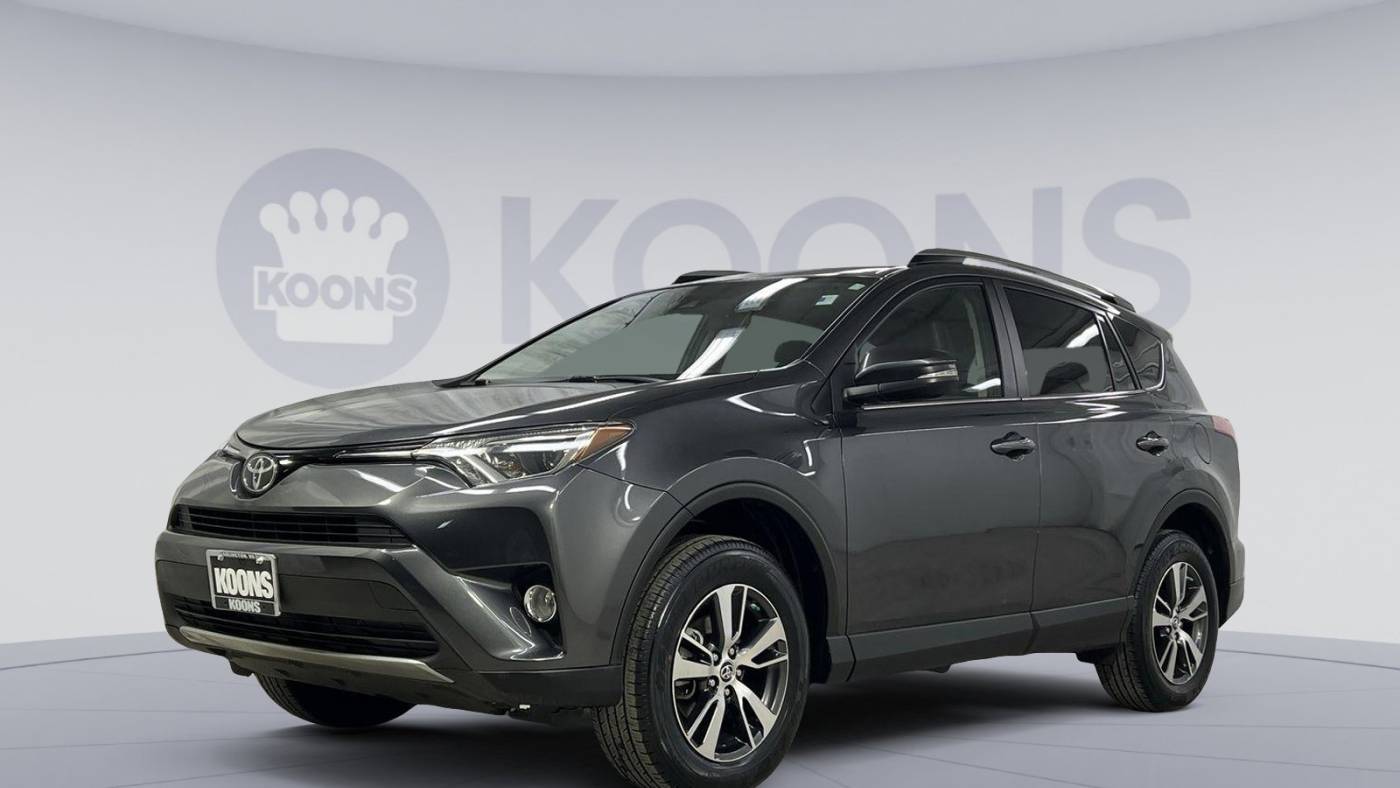2018 Toyota RAV4 XLE — SUV — 34,479 mi — Arlington, VA