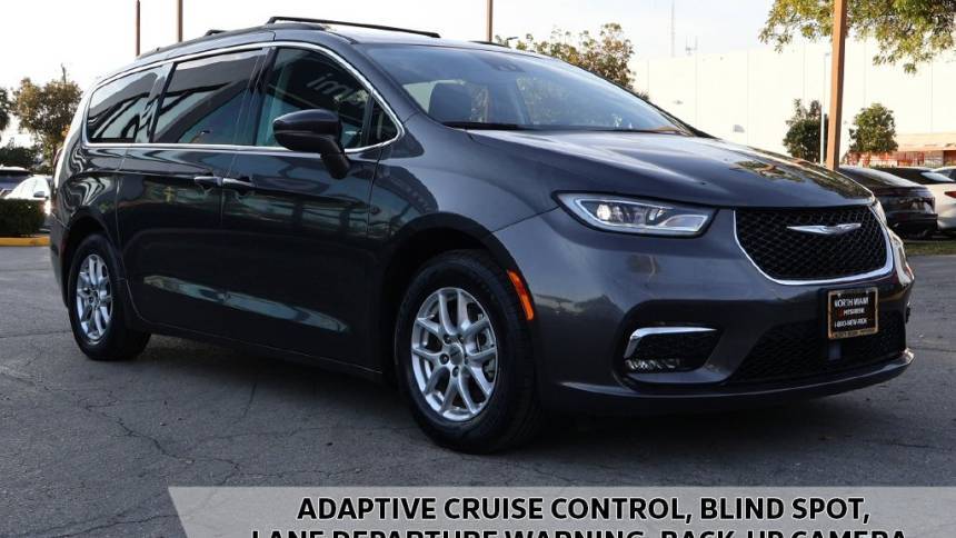 2022 Chrysler Pacifica Touring L — Minivan — 52,821 mi — Miami Gardens, FL