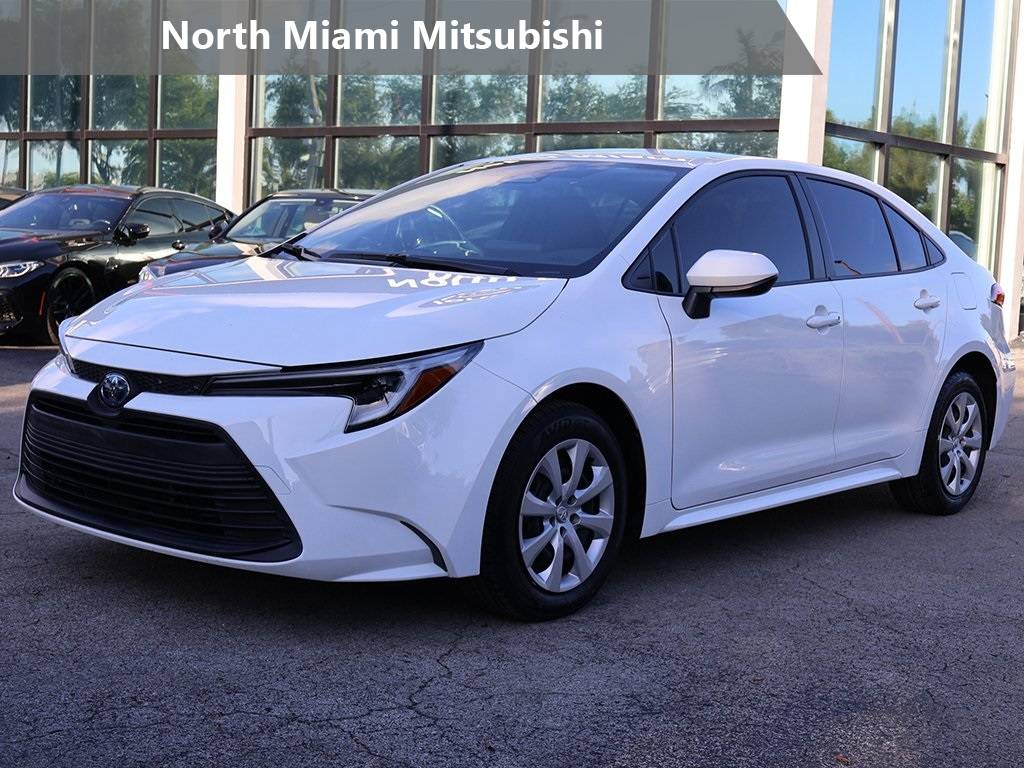 2025 Toyota Corolla Hybrid LE — Sedan — 11,361 mi — Miami Gardens, FL