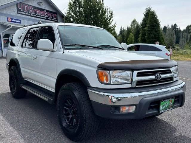 2000 Toyota 4Runner SR5 — SUV — 293,139 mi — Woodinville, WA