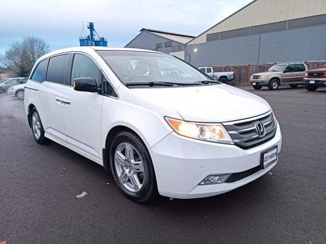 2013 Honda Odyssey Touring — Minivan — 60,489 mi — Woodinville, WA