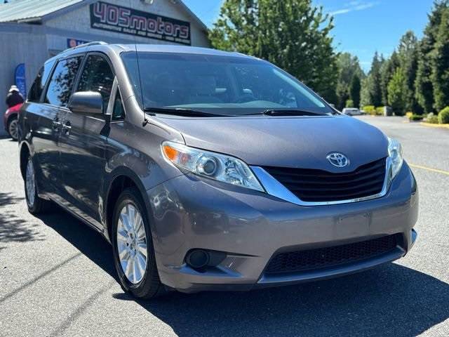 2011 Toyota Sienna LE — Minivan — 83,788 mi — Woodinville, WA