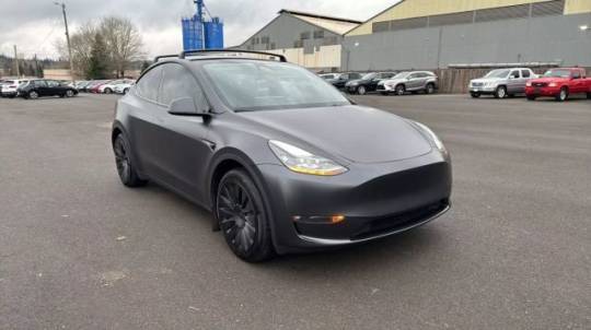 2024 Tesla Model Y Long Range — SUV — 4,928 mi — Woodinville, WA