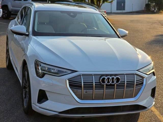 2022 Audi e-tron Premium — SUV — 16,323 mi — Woodinville, WA