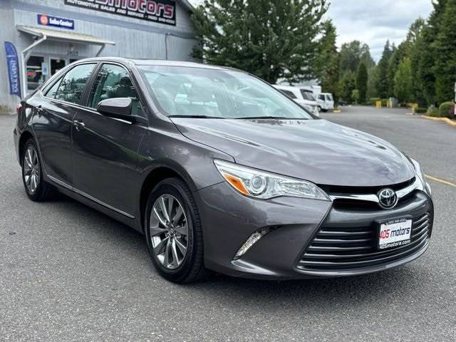 2017 Toyota Camry XLE — Sedan — 33,156 mi — Woodinville, WA