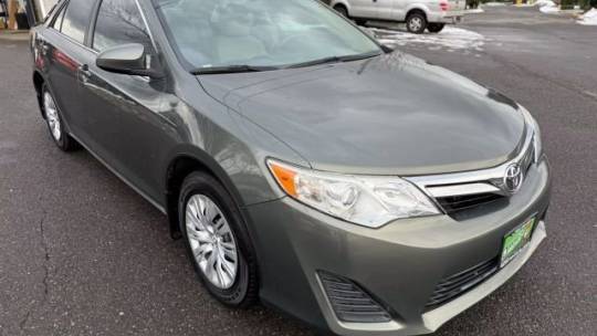 2014 Toyota Camry L — Sedan — 39,031 mi — Woodinville, WA