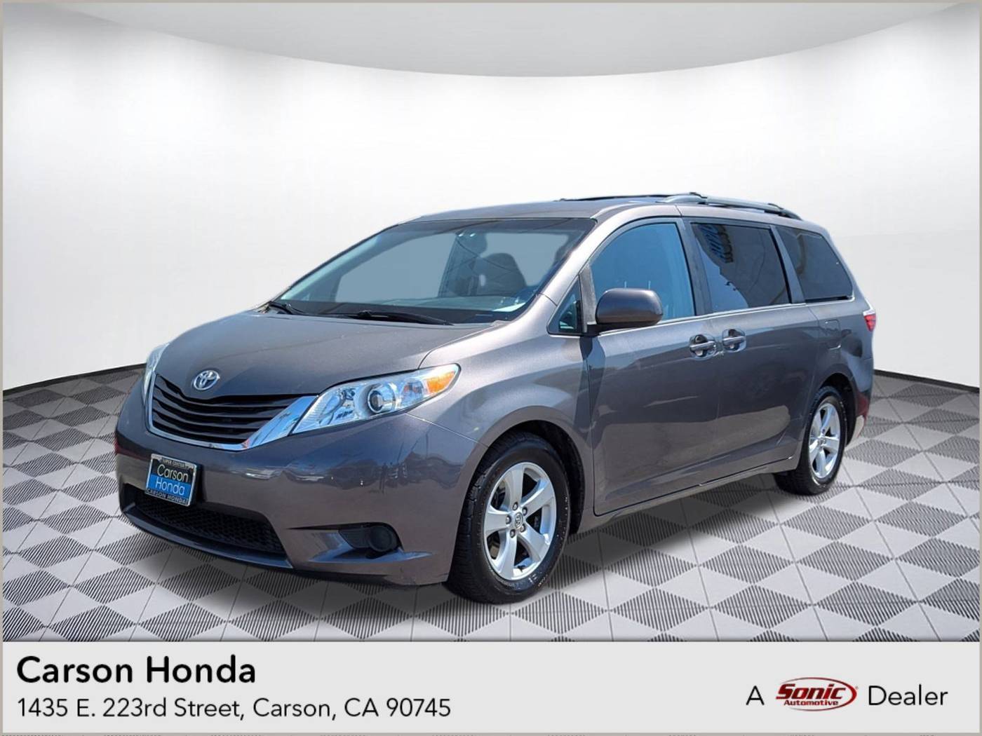 2015 Toyota Sienna LE — Minivan — 172,137 mi — Carson, CA