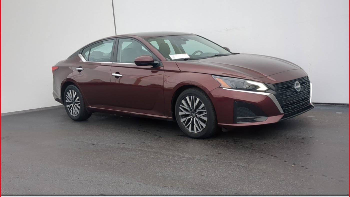 2023 Nissan Altima SV — Sedan — 65,459 mi — Clearwater, FL