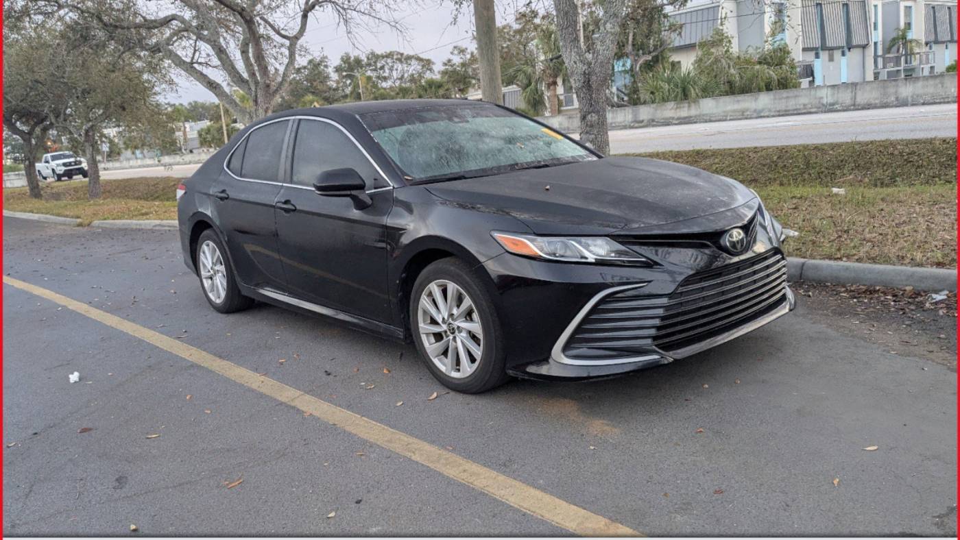 2022 Toyota Camry LE — Sedan — 33,496 mi — Clearwater, FL