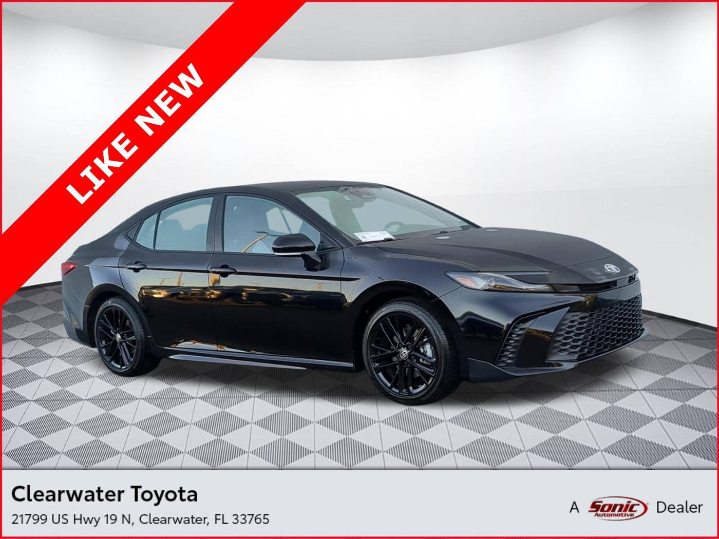2025 Toyota Camry SE — Sedan — 417 mi — Clearwater, FL